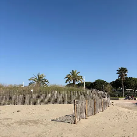 Cozy For 4, A Stone's Throw From The Sea! 르그로뒤후아